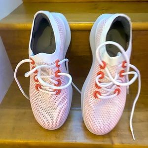 New! Men’s 10.5 Allbird sneakers orginally $120 selling for 50% OFF! $60